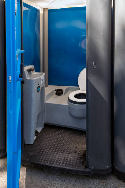 Best Porta potty delivery and setup  in Lakeside, MT
